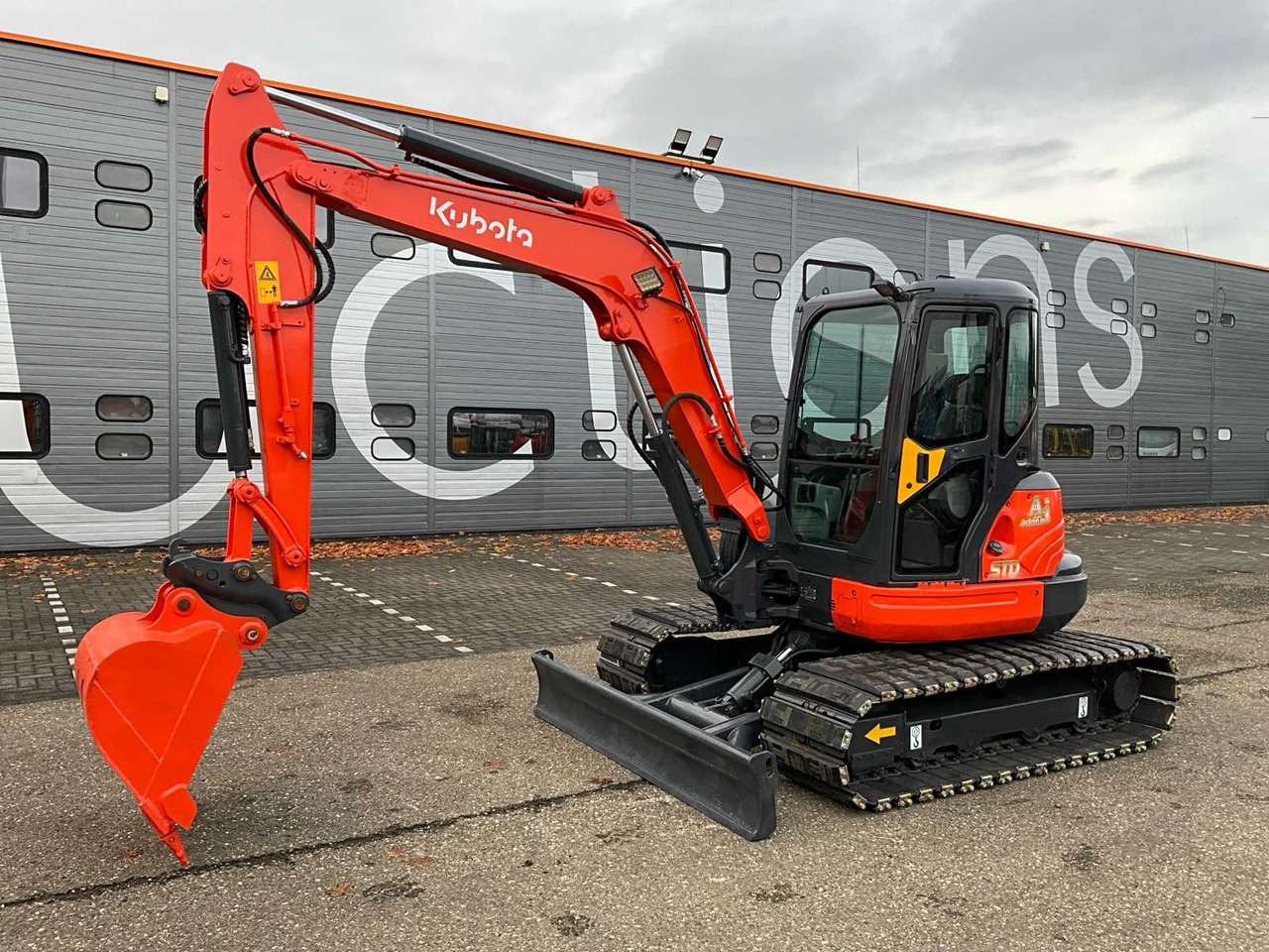 Kubota KX161-3SZ - Pelle sur chenille: photos 1 Kubota KX161-3SZ - Pelle sur chenille: photos 1