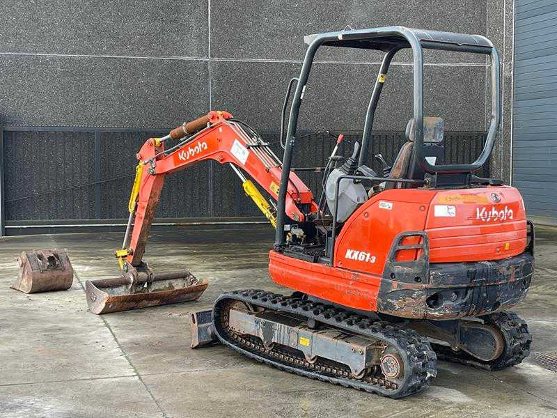 Kubota KX61-3 - Pelle sur chenille: photos 2 Kubota KX61-3 - Pelle sur chenille: photos 2
