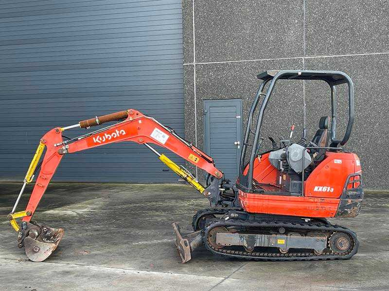 Kubota KX61-3 - Pelle sur chenille: photos 1 Kubota KX61-3 - Pelle sur chenille: photos 1