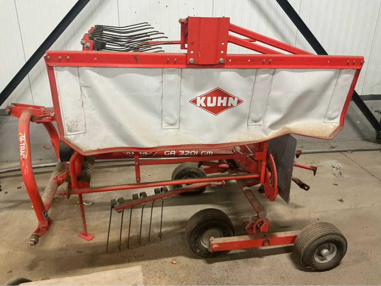 Kuhn GA3201GM - Matériel de récolte: photos 2 Kuhn GA3201GM - Matériel de récolte: photos 2