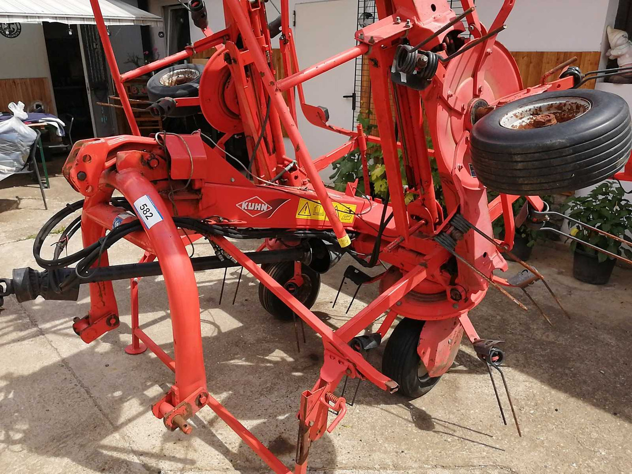 Kuhn GF5902 - Outils du sol: photos 2 Kuhn GF5902 - Outils du sol: photos 2