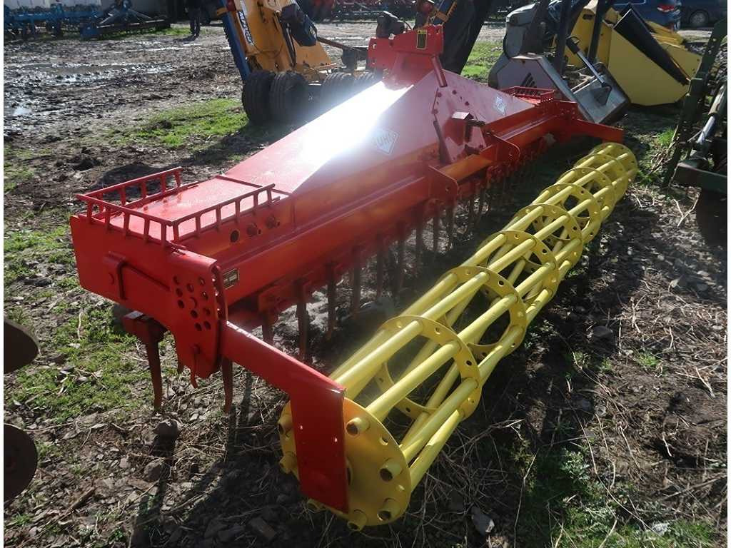 Kuhn - Herse rotative: photos 4 Kuhn - Herse rotative: photos 4