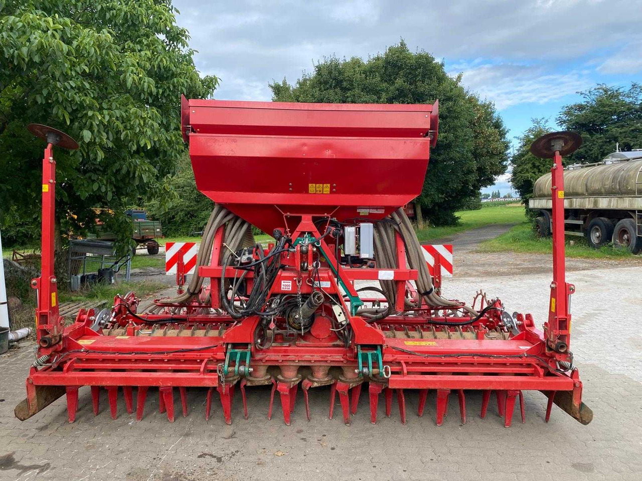 Kverneland s-drill PRO + NG-S 101 - Semoir/ Planteuse: photos 1 Kverneland s-drill PRO + NG-S 101 - Semoir/ Planteuse: photos 1
