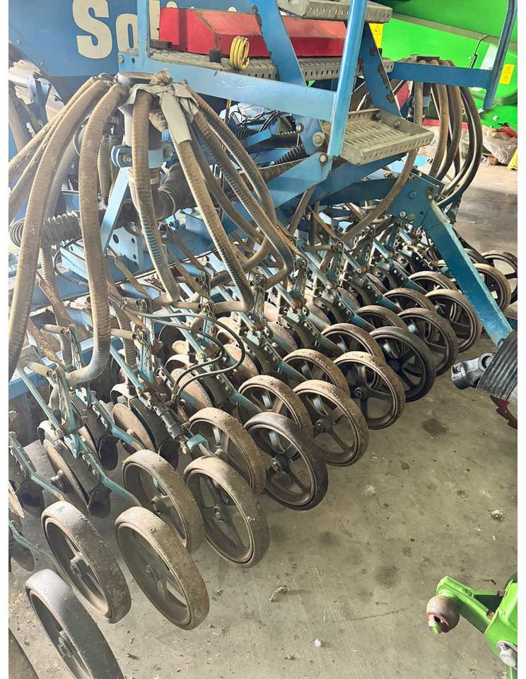 LEMKEN SOLITAIR + ZIRKON  - Semoir/ Planteuse: photos 2 LEMKEN SOLITAIR + ZIRKON  - Semoir/ Planteuse: photos 2