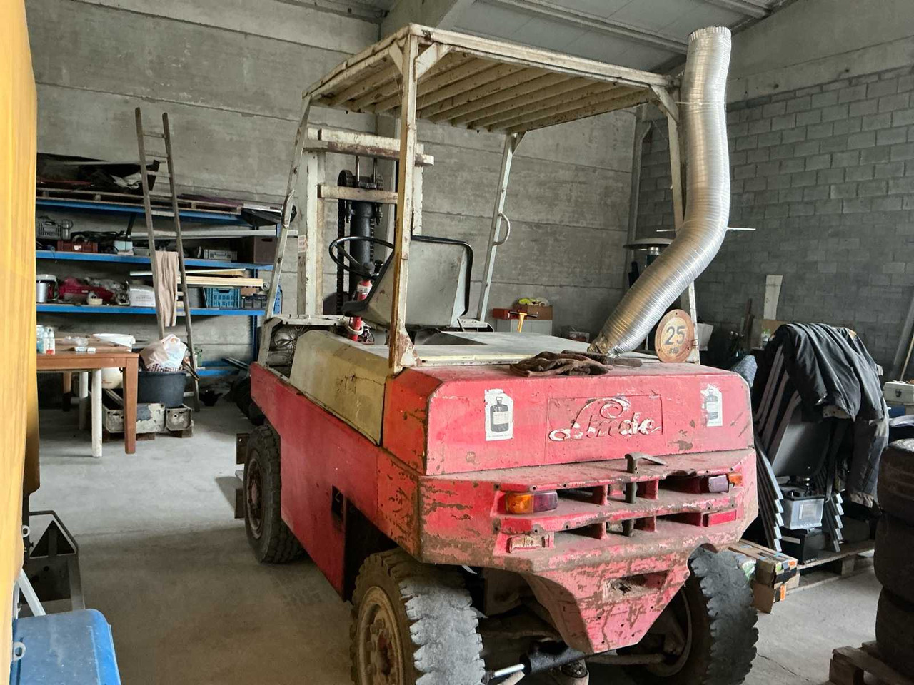 LINDE H35D FORKLIFT TRUCK - Chariot élévateur: photos 3 LINDE H35D FORKLIFT TRUCK - Chariot élévateur: photos 3