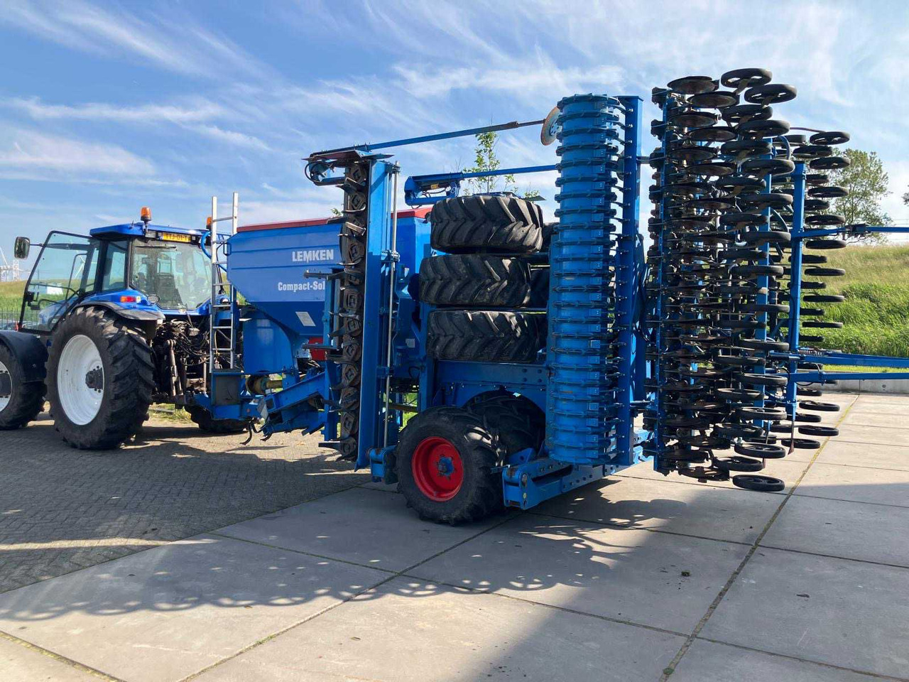 Lemken Compact Solitair 9/600KK - Semoir monograine: photos 5 Lemken Compact Solitair 9/600KK - Semoir monograine: photos 5