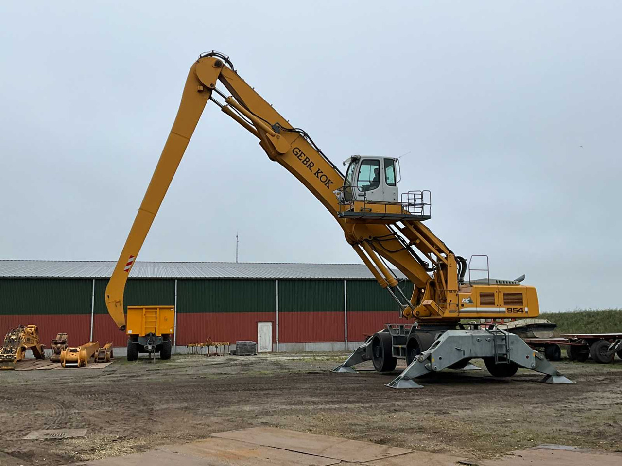 Liebherr A954C HD Litronic - Pelle sur pneus: photos 2 Liebherr A954C HD Litronic - Pelle sur pneus: photos 2