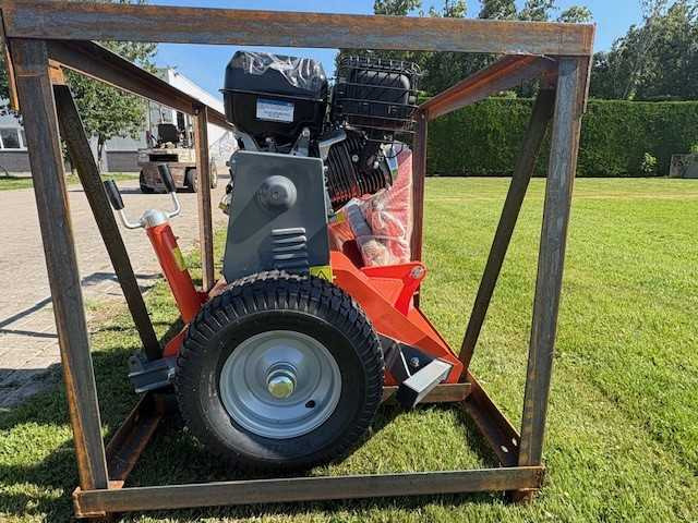 Loma Flailmower ATV120 - Broyeur à axe horizontal: photos 4 Loma Flailmower ATV120 - Broyeur à axe horizontal: photos 4