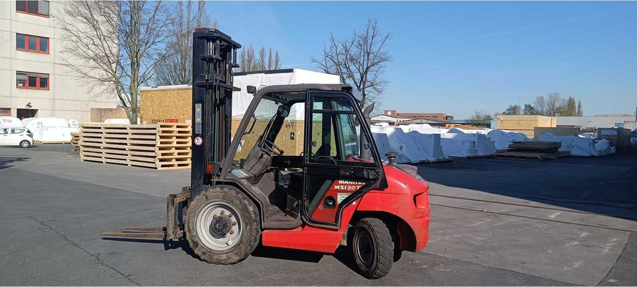 MANITOU - MSI 30 4ST3A - FORKLIFT TRUCKS - 2015 - Chariot élévateur: photos 2 MANITOU - MSI 30 4ST3A - FORKLIFT TRUCKS - 2015 - Chariot élévateur: photos 2
