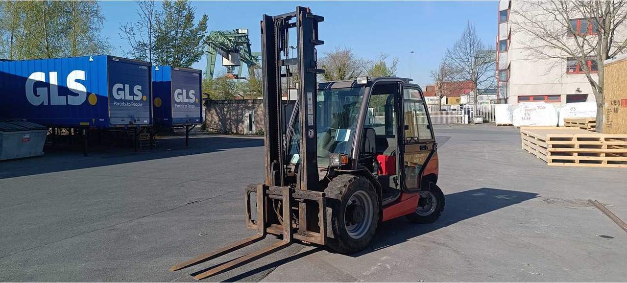 MANITOU - MSI 30 4ST3A - FORKLIFT TRUCKS - 2015 - Chariot élévateur: photos 4 MANITOU - MSI 30 4ST3A - FORKLIFT TRUCKS - 2015 - Chariot élévateur: photos 4