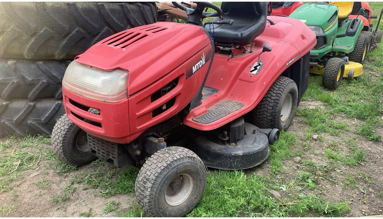 MTD - Micro tracteur: photos 1 MTD - Micro tracteur: photos 1