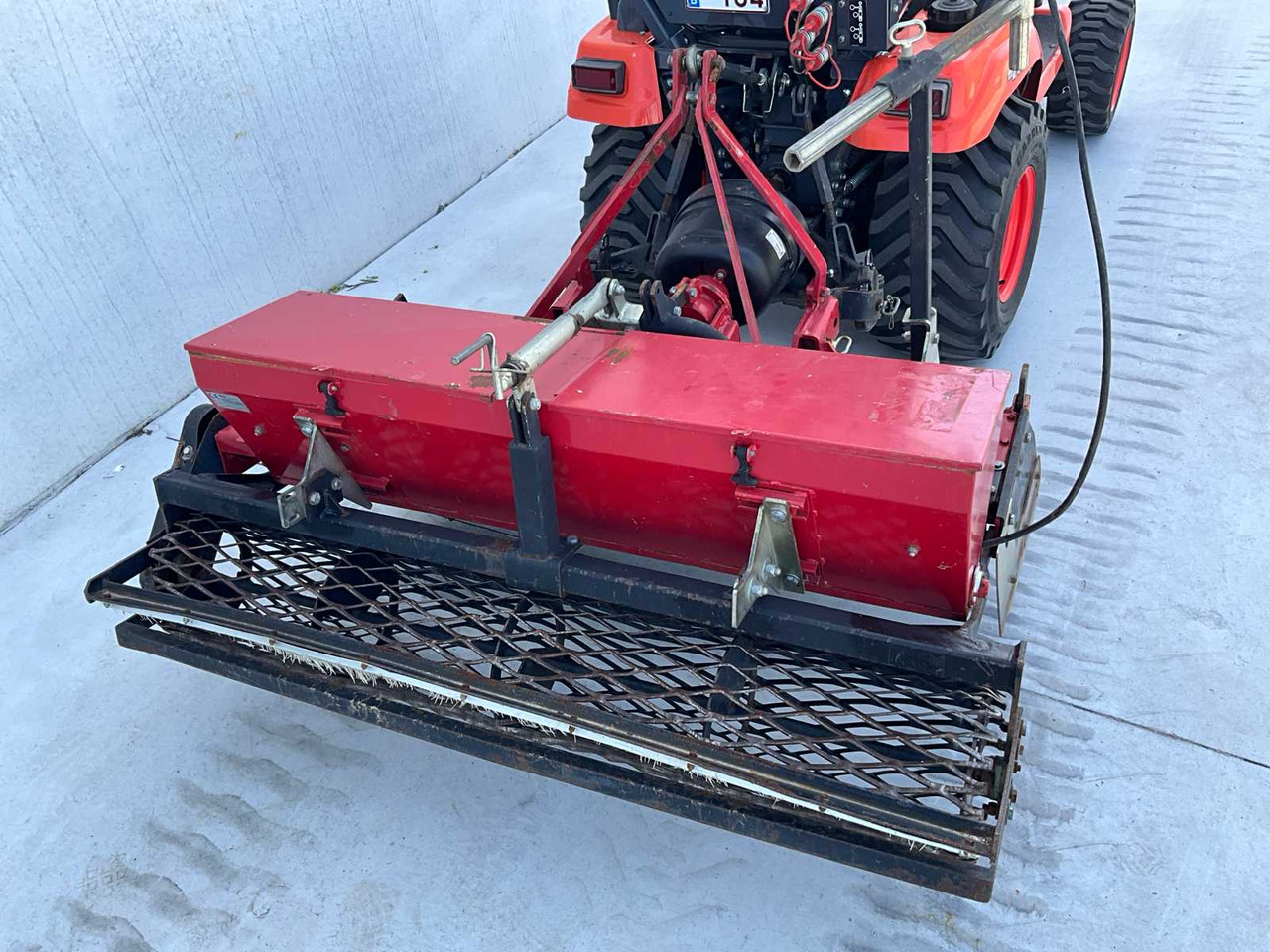 MTZ 150 - Herse rotative: photos 3 MTZ 150 - Herse rotative: photos 3