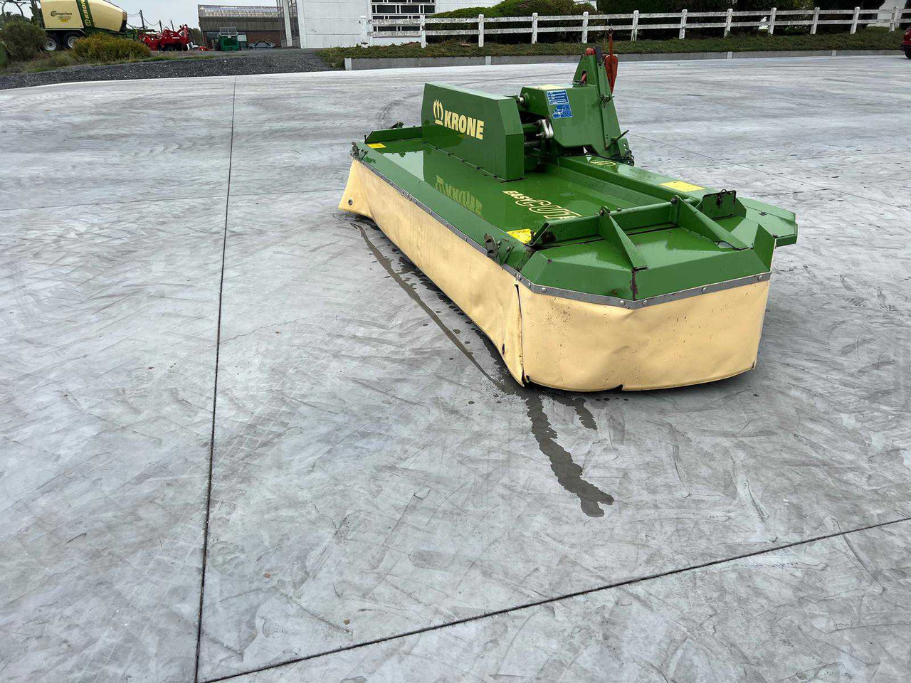 Krone Easycut 32 P - Machine agricole: photos 1 Krone Easycut 32 P - Machine agricole: photos 1