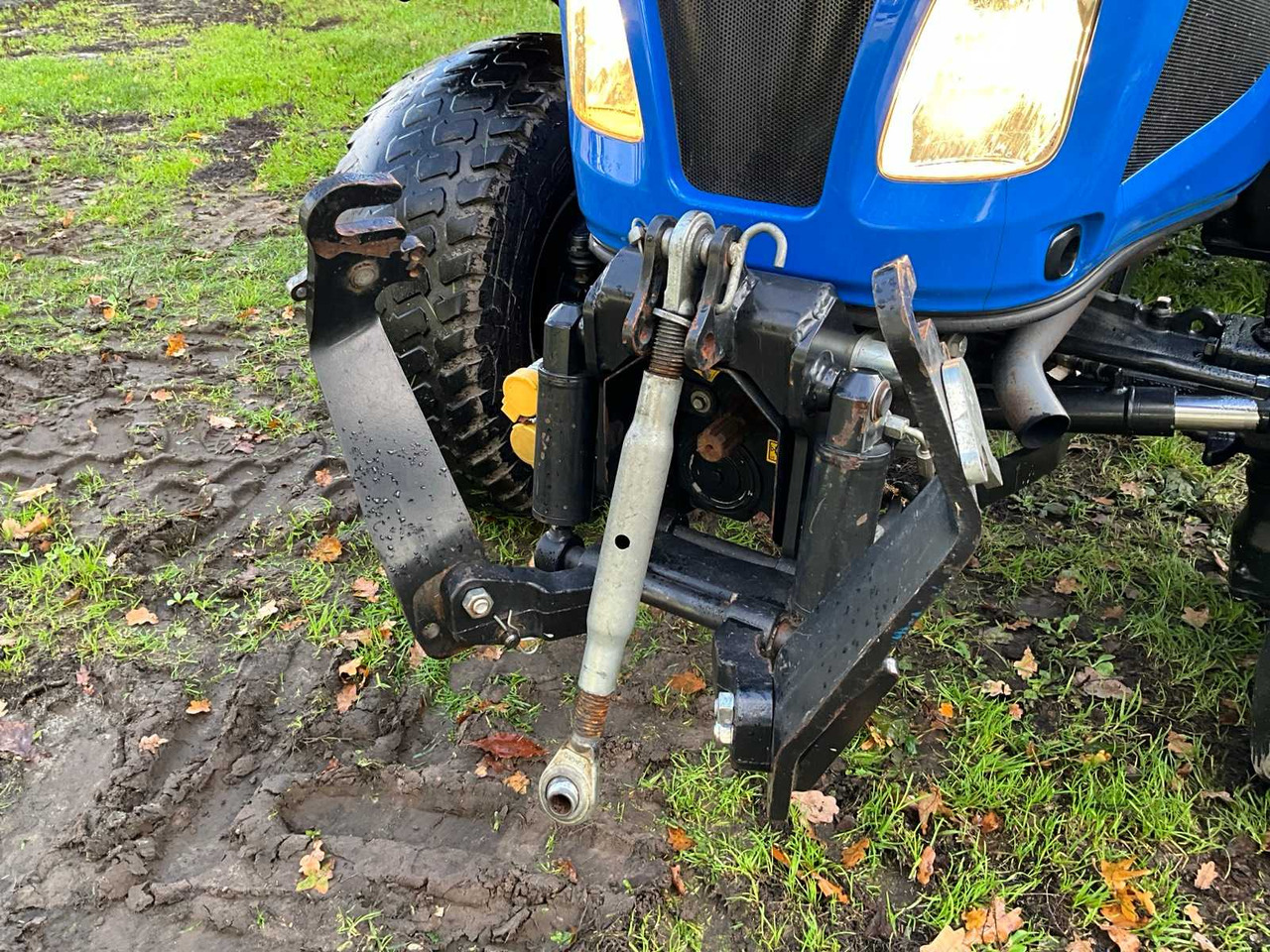 Tracteur agricole New Holland Boomer 50: photos 14