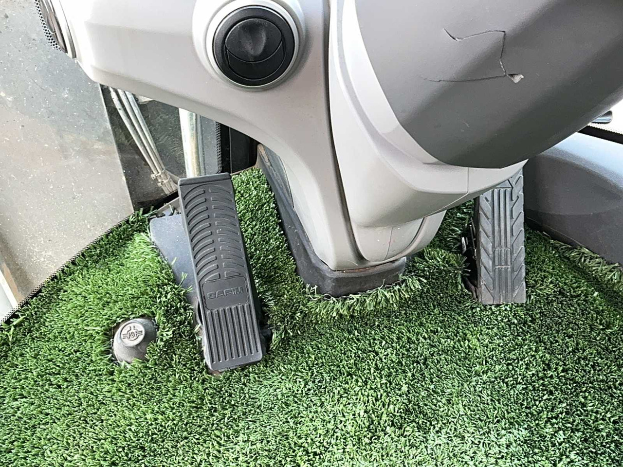 Chargeuse sur pneus New holland W170D: photos 27
