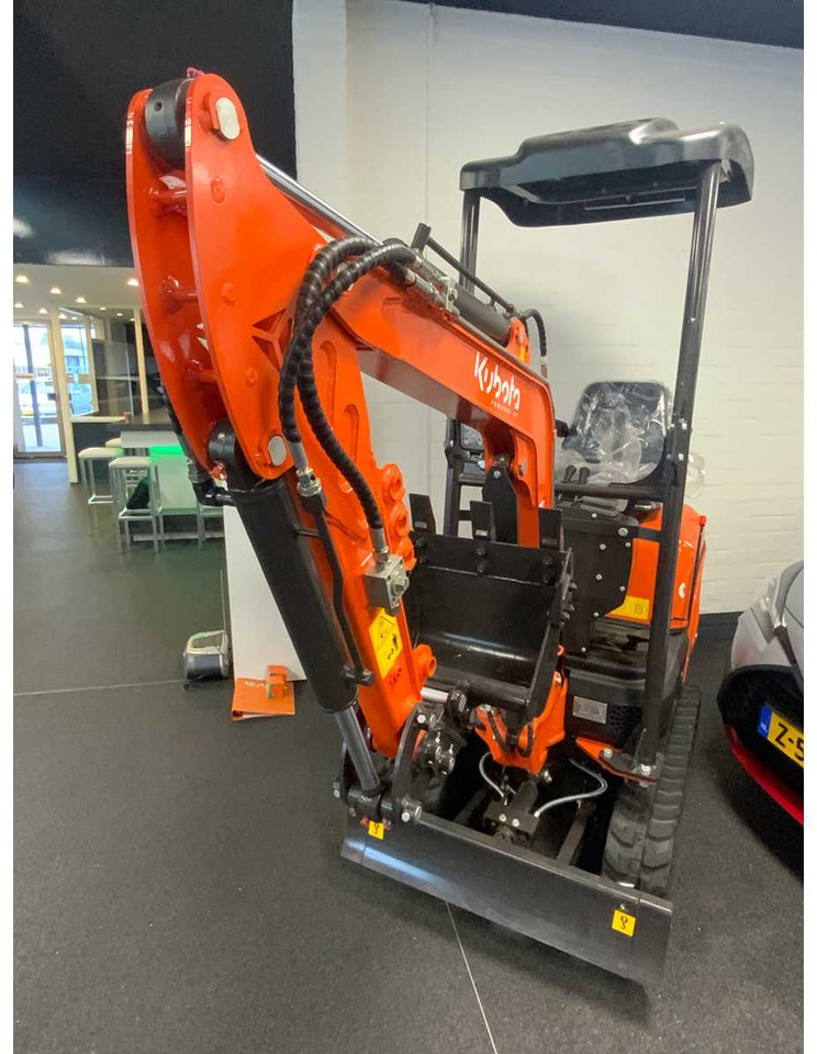 Powered-By-Kubota U105 - Mini pelle: photos 3 Powered-By-Kubota U105 - Mini pelle: photos 3