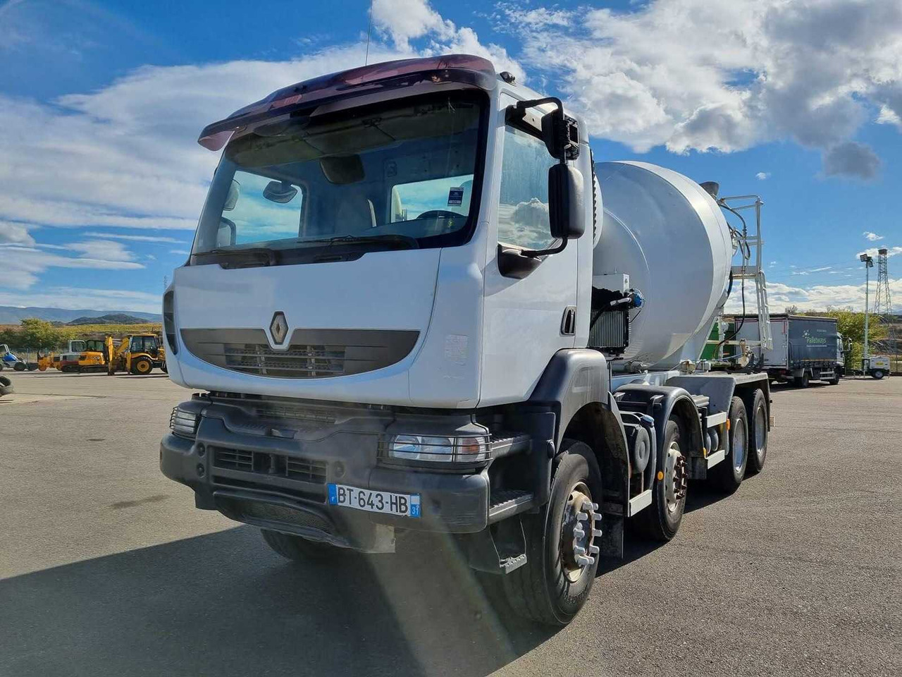 RENAULT - Camion malaxeur: photos 4 RENAULT - Camion malaxeur: photos 4