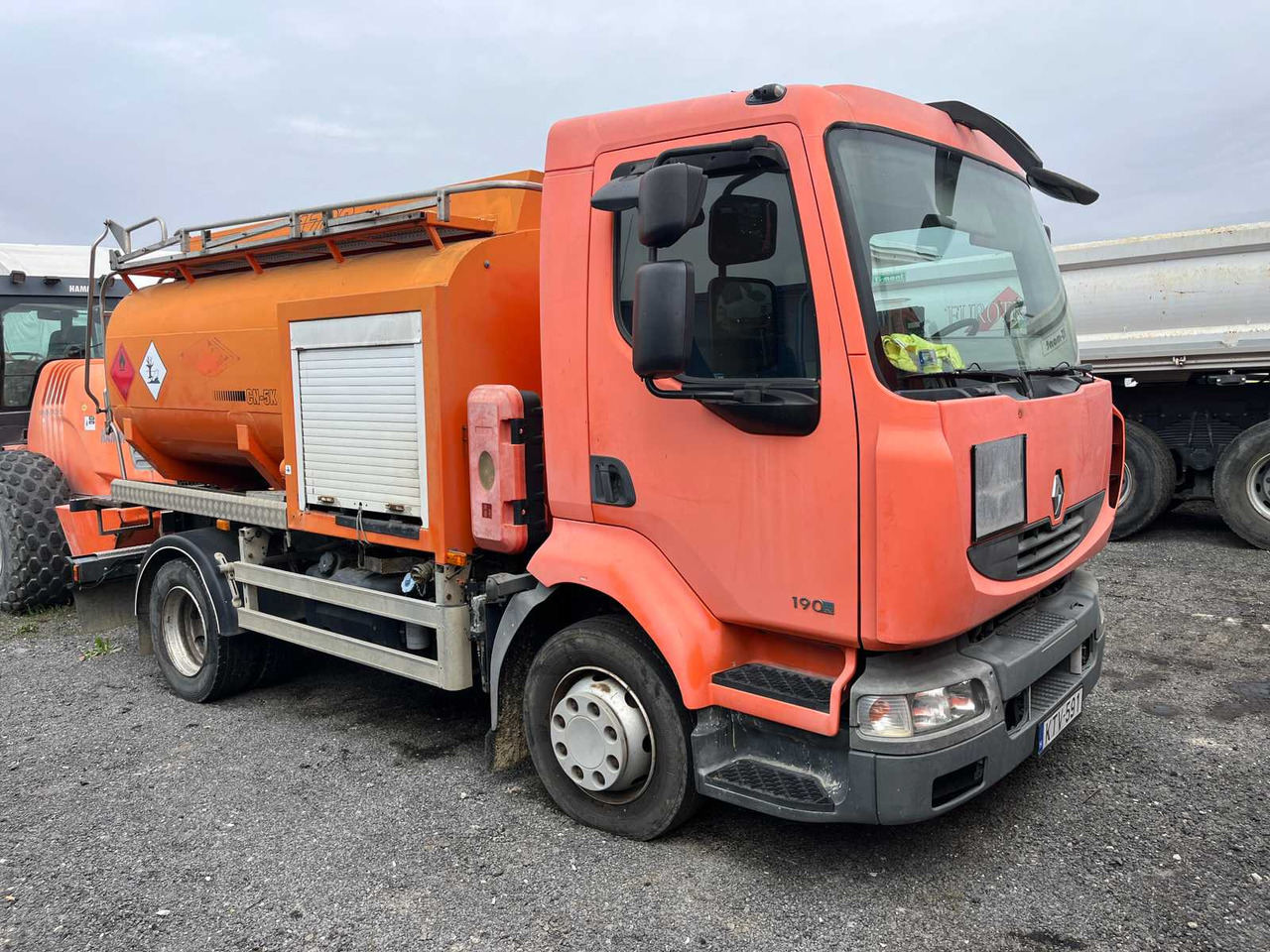 RENAULT Midlum 190.12 Light - Répandeuse: photos 4 RENAULT Midlum 190.12 Light - Répandeuse: photos 4