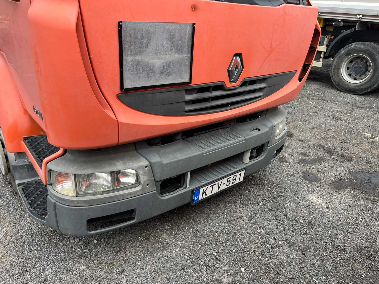 RENAULT Midlum 190.12 Light - Répandeuse: photos 5 RENAULT Midlum 190.12 Light - Répandeuse: photos 5