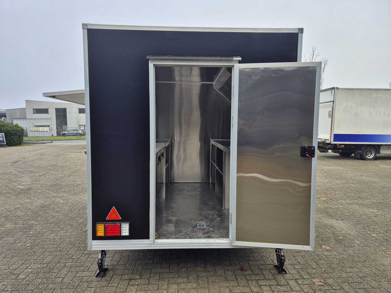 Remorque FOOD TRUCK - 2025: photos 6 Remorque FOOD TRUCK - 2025: photos 6