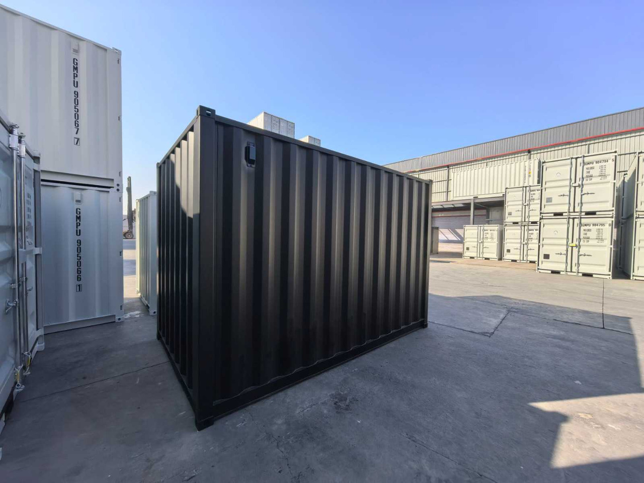 Rhino-cross-containers 12ft - Conteneur maritime: photos 1 Rhino-cross-containers 12ft - Conteneur maritime: photos 1
