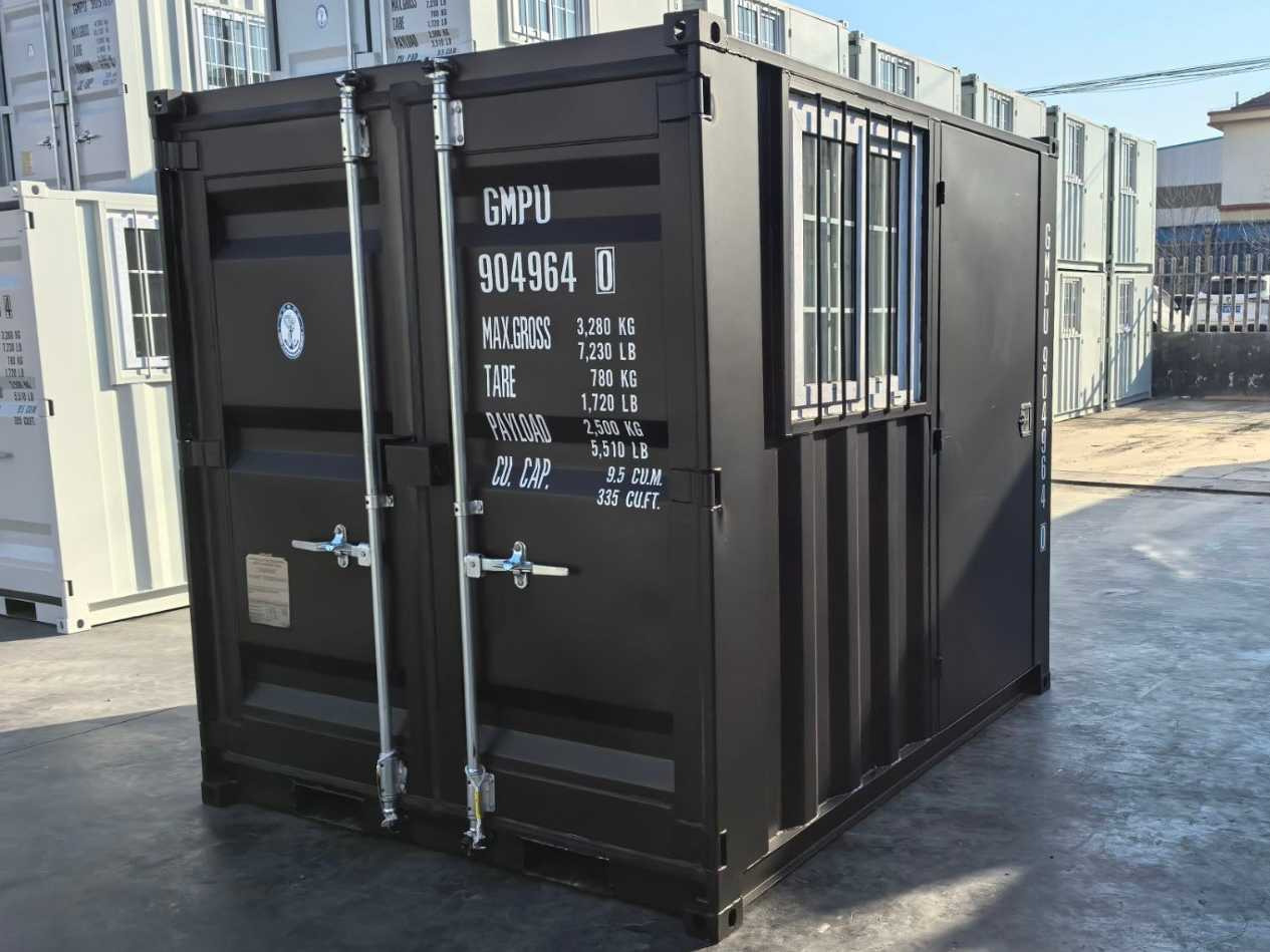 Rhino-cross-containers 9ft met deur en raam - Conteneur maritime: photos 1 Rhino-cross-containers 9ft met deur en raam - Conteneur maritime: photos 1