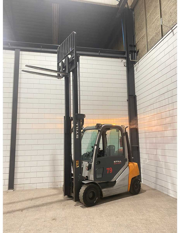 STILL - 2018 - RX 70-20/600 T - FORKLIFT - SIDE-SHIFT - Chariot élévateur: photos 3 STILL - 2018 - RX 70-20/600 T - FORKLIFT - SIDE-SHIFT - Chariot élévateur: photos 3