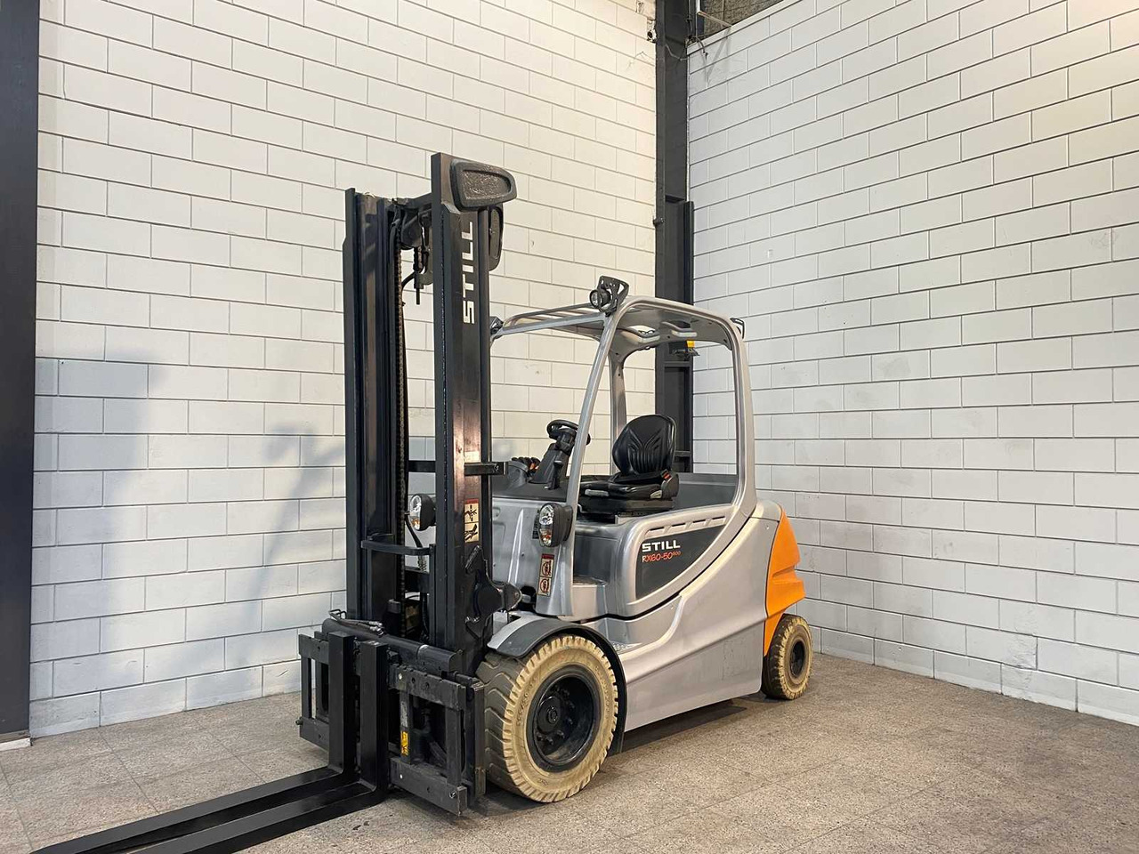 STILL - 2018 - RX60-50/600 - FORKLIFT - Chariot élévateur: photos 2 STILL - 2018 - RX60-50/600 - FORKLIFT - Chariot élévateur: photos 2