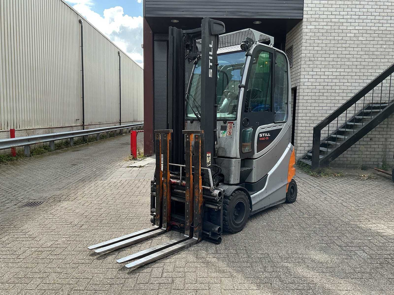 STILL - RX60-35 - FORKLIFT TRUCKS - 2018 - Chariot élévateur: photos 1 STILL - RX60-35 - FORKLIFT TRUCKS - 2018 - Chariot élévateur: photos 1