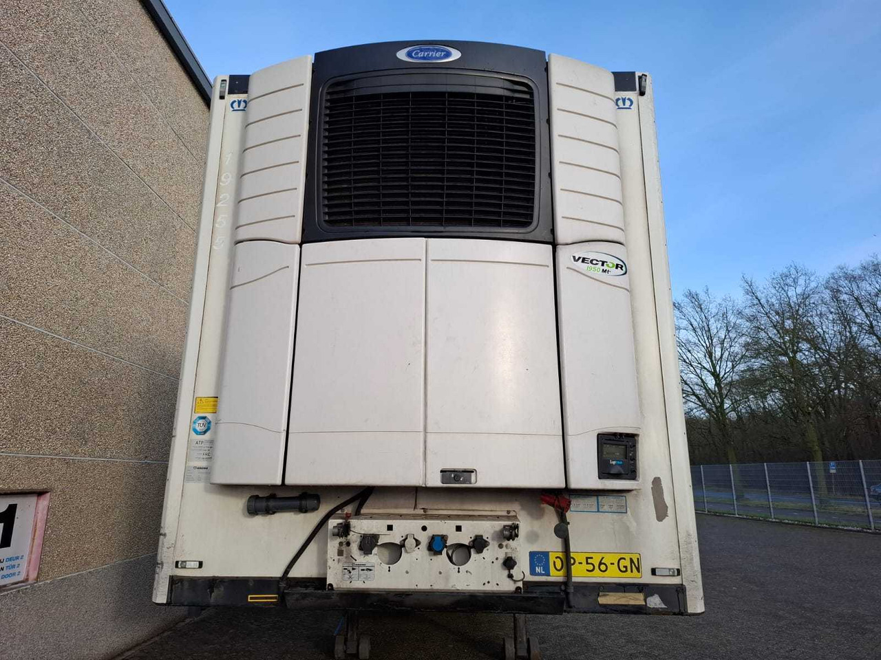 KRONE - 2016 - TKS MEETHANG - SEMI-TRAILER - Semi-remorque: photos 2 KRONE - 2016 - TKS MEETHANG - SEMI-TRAILER - Semi-remorque: photos 2