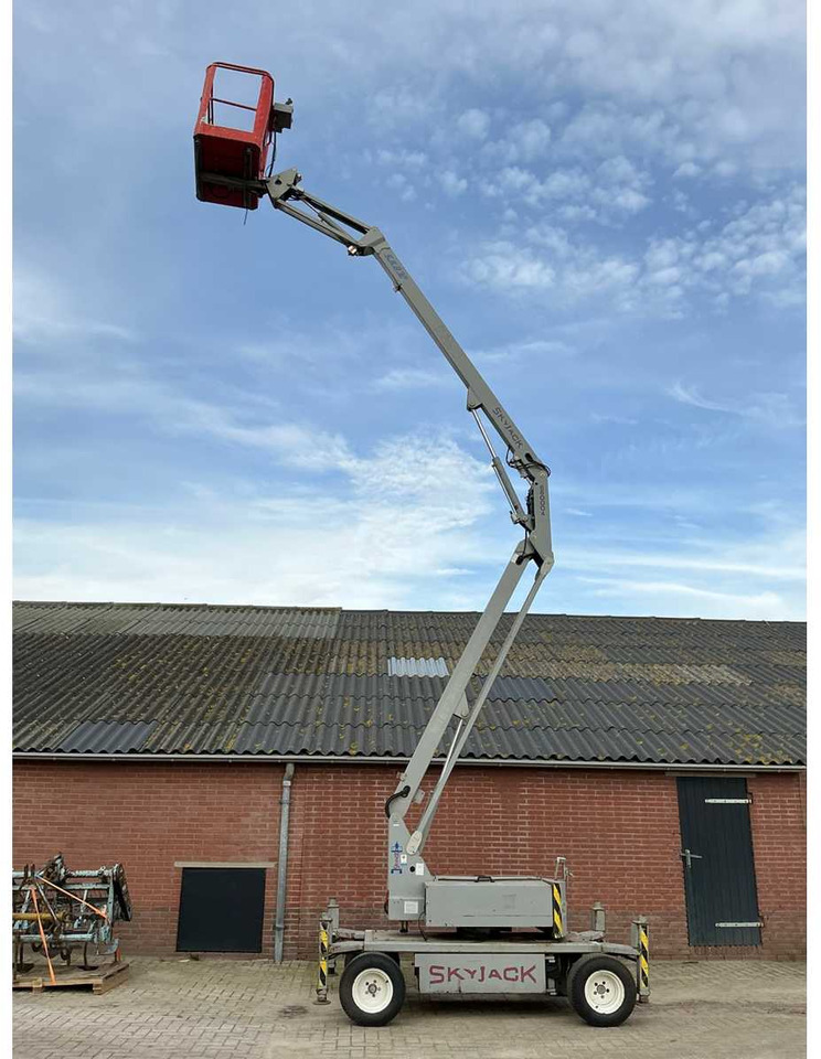 Nacelle Skyjack 2002 SKYJACK SJLB32 ELECTRIC BOOM LIFT: photos 6 Nacelle Skyjack 2002 SKYJACK SJLB32 ELECTRIC BOOM LIFT: photos 6