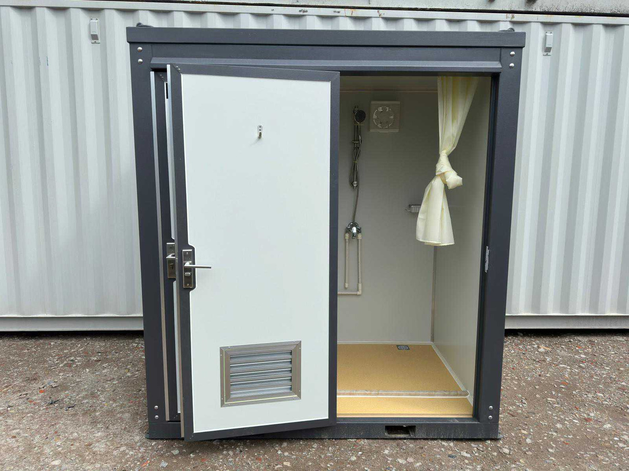 Stahlworks Double - Conteneur comme habitat: photos 5 Stahlworks Double - Conteneur comme habitat: photos 5