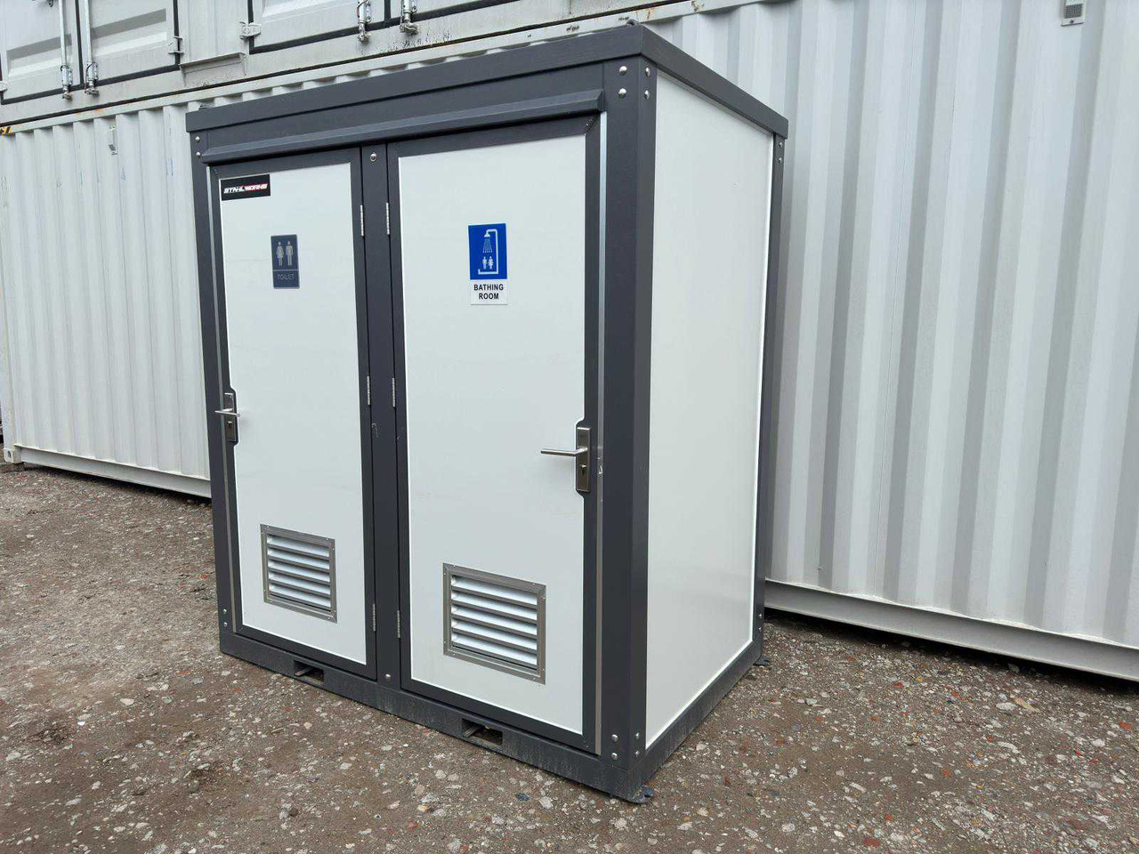 Stahlworks Double - Conteneur comme habitat: photos 3 Stahlworks Double - Conteneur comme habitat: photos 3