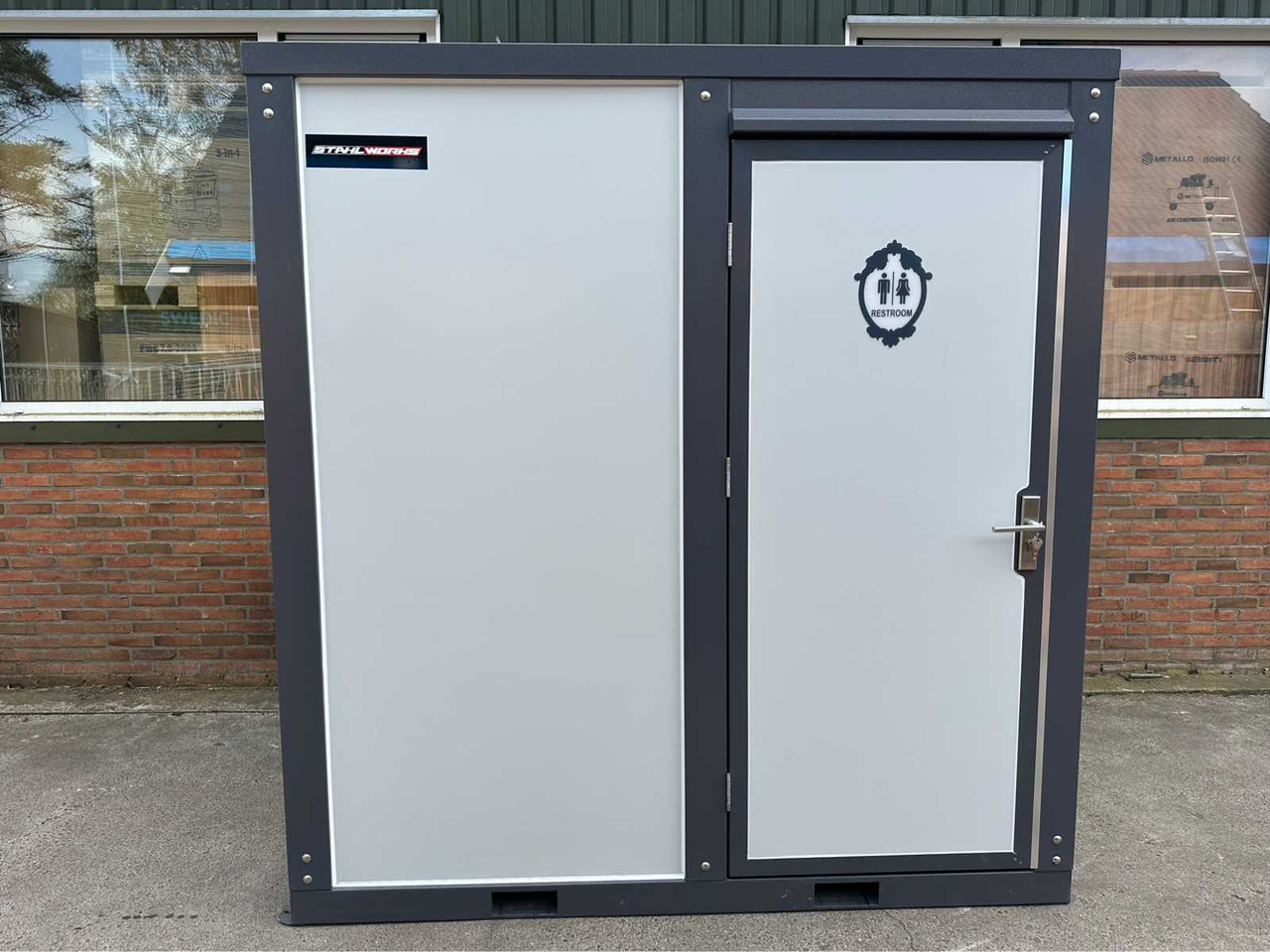 Stahlworks Standard - Conteneur comme habitat: photos 2 Stahlworks Standard - Conteneur comme habitat: photos 2