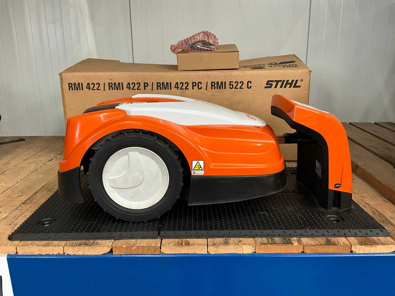 Stihl RMI422.2 - Motofaucheuse: photos 2 Stihl RMI422.2 - Motofaucheuse: photos 2