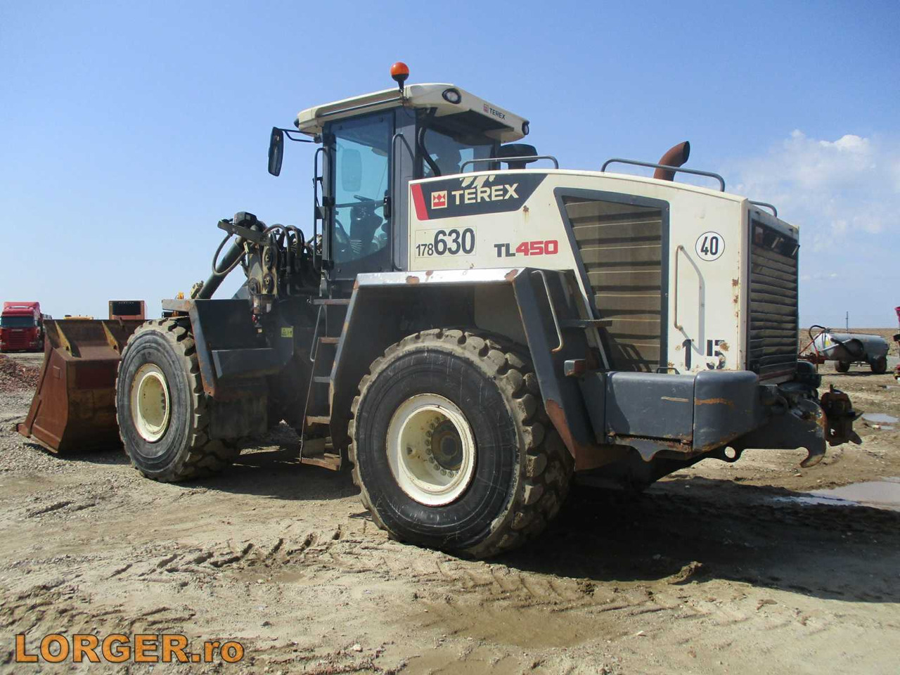 TEREX TL 450 WHEEL LOADER - Chargeuse sur pneus: photos 2 TEREX TL 450 WHEEL LOADER - Chargeuse sur pneus: photos 2