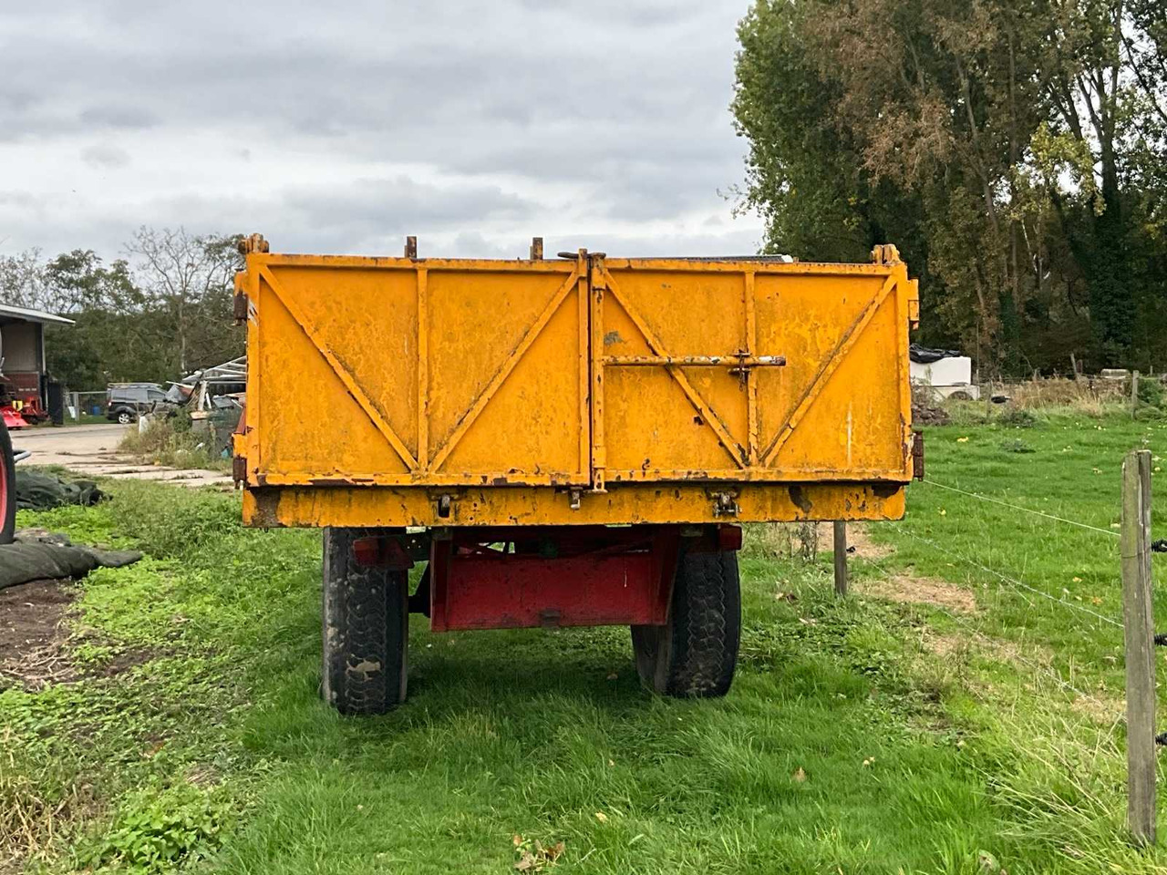 Tipping trailer 9ton - Benne agricole: photos 4 Tipping trailer 9ton - Benne agricole: photos 4