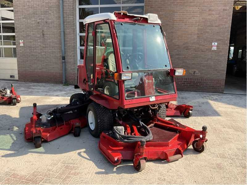 Toro Groundmaster 4000 D - Broyeur/ Épareuse: photos 3 Toro Groundmaster 4000 D - Broyeur/ Épareuse: photos 3