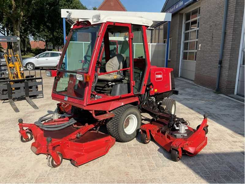 Toro Groundmaster 4000 D - Broyeur/ Épareuse: photos 1 Toro Groundmaster 4000 D - Broyeur/ Épareuse: photos 1