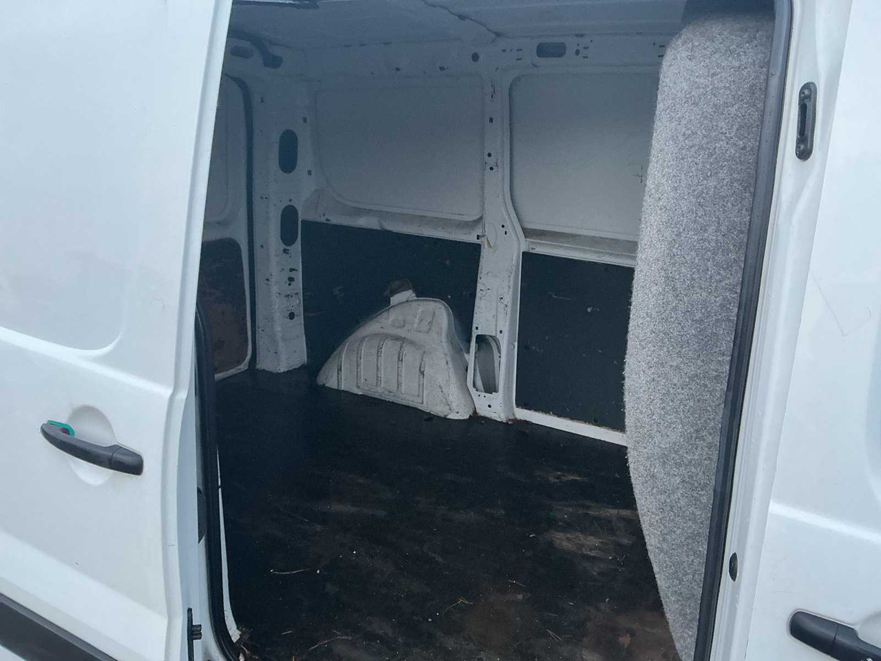 Véhicule utilitaire 2007 - CITROEN - JUMPY - 12 1.6 HDI L1 H1 - COMMERCIAL VEHICLE: photos 6 Véhicule utilitaire 2007 - CITROEN - JUMPY - 12 1.6 HDI L1 H1 - COMMERCIAL VEHICLE: photos 6