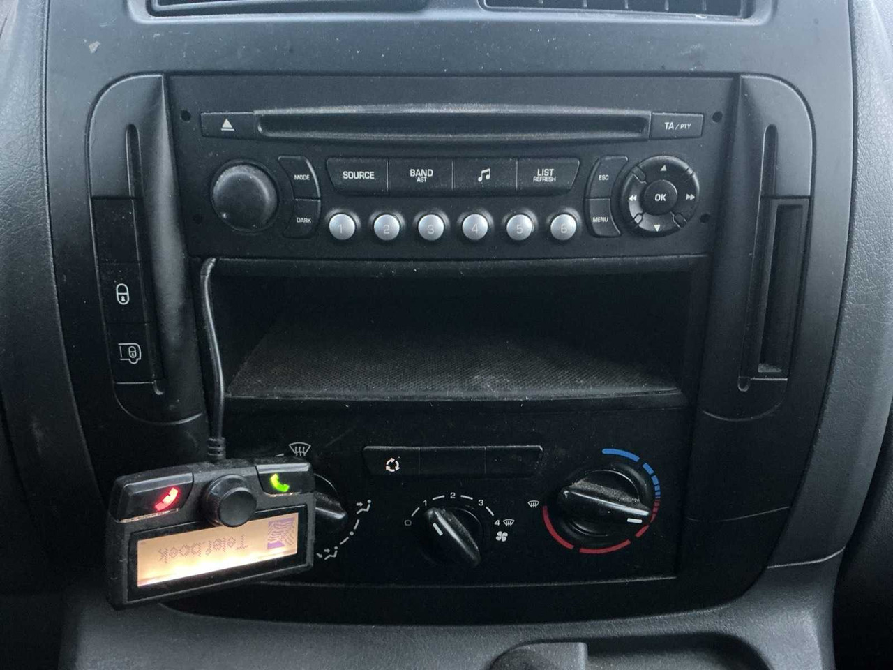 Véhicule utilitaire 2007 - CITROEN - JUMPY - 12 1.6 HDI L1 H1 - COMMERCIAL VEHICLE: photos 9 Véhicule utilitaire 2007 - CITROEN - JUMPY - 12 1.6 HDI L1 H1 - COMMERCIAL VEHICLE: photos 9