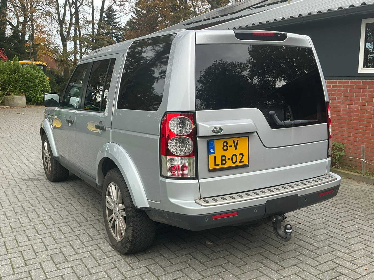 2011 LAND ROVER DISCOVERY 4 8-VLB-02 "GRAY LICENSE PLATE" - Véhicule utilitaire: photos 4 2011 LAND ROVER DISCOVERY 4 8-VLB-02 "GRAY LICENSE PLATE" - Véhicule utilitaire: photos 4