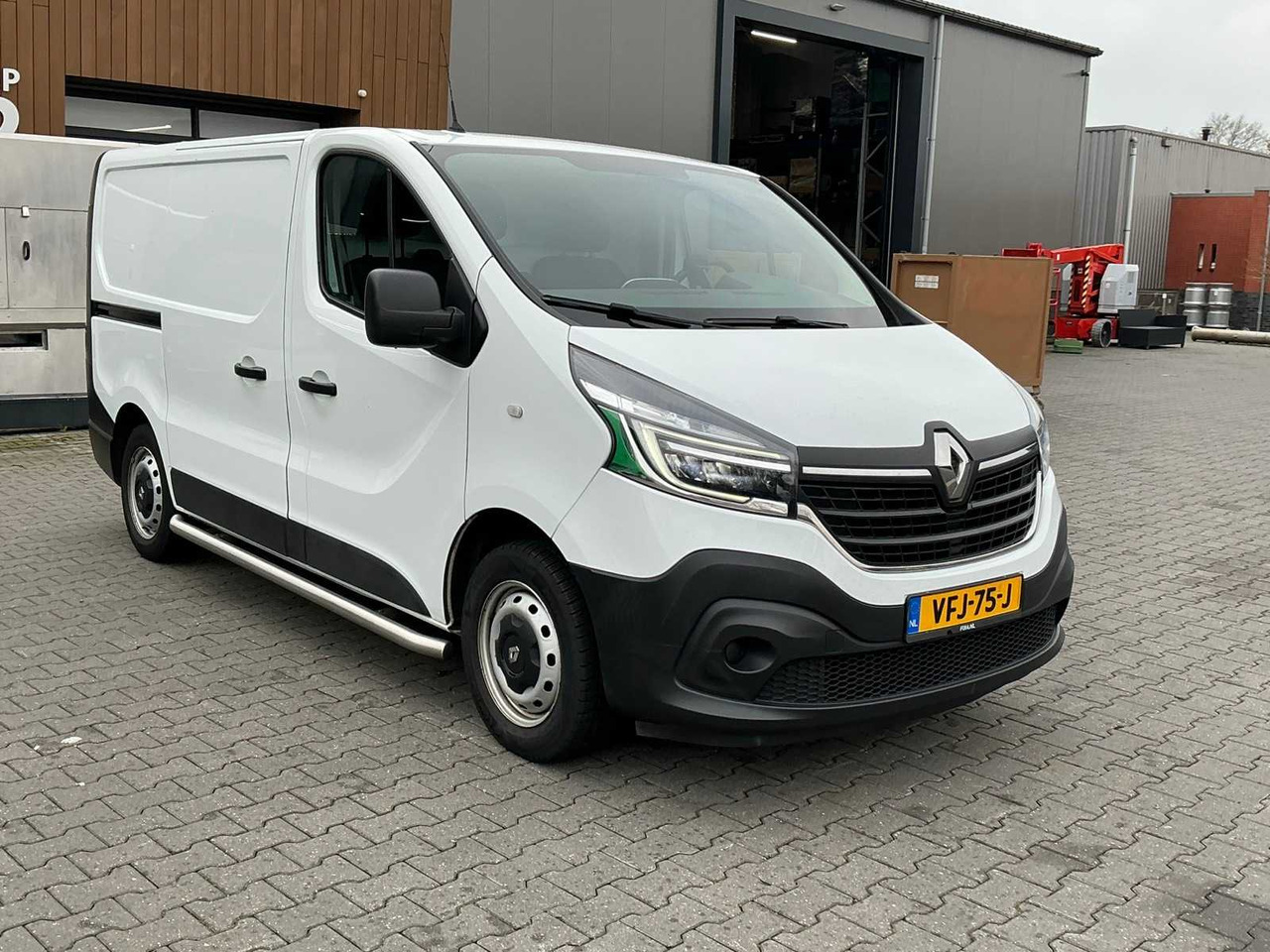2020 RENAULT TRAFIC 1.6DCI 95 T95 L1H1 COMFORT COMMERCIAL VEHICLE - Véhicule utilitaire: photos 3 2020 RENAULT TRAFIC 1.6DCI 95 T95 L1H1 COMFORT COMMERCIAL VEHICLE - Véhicule utilitaire: photos 3