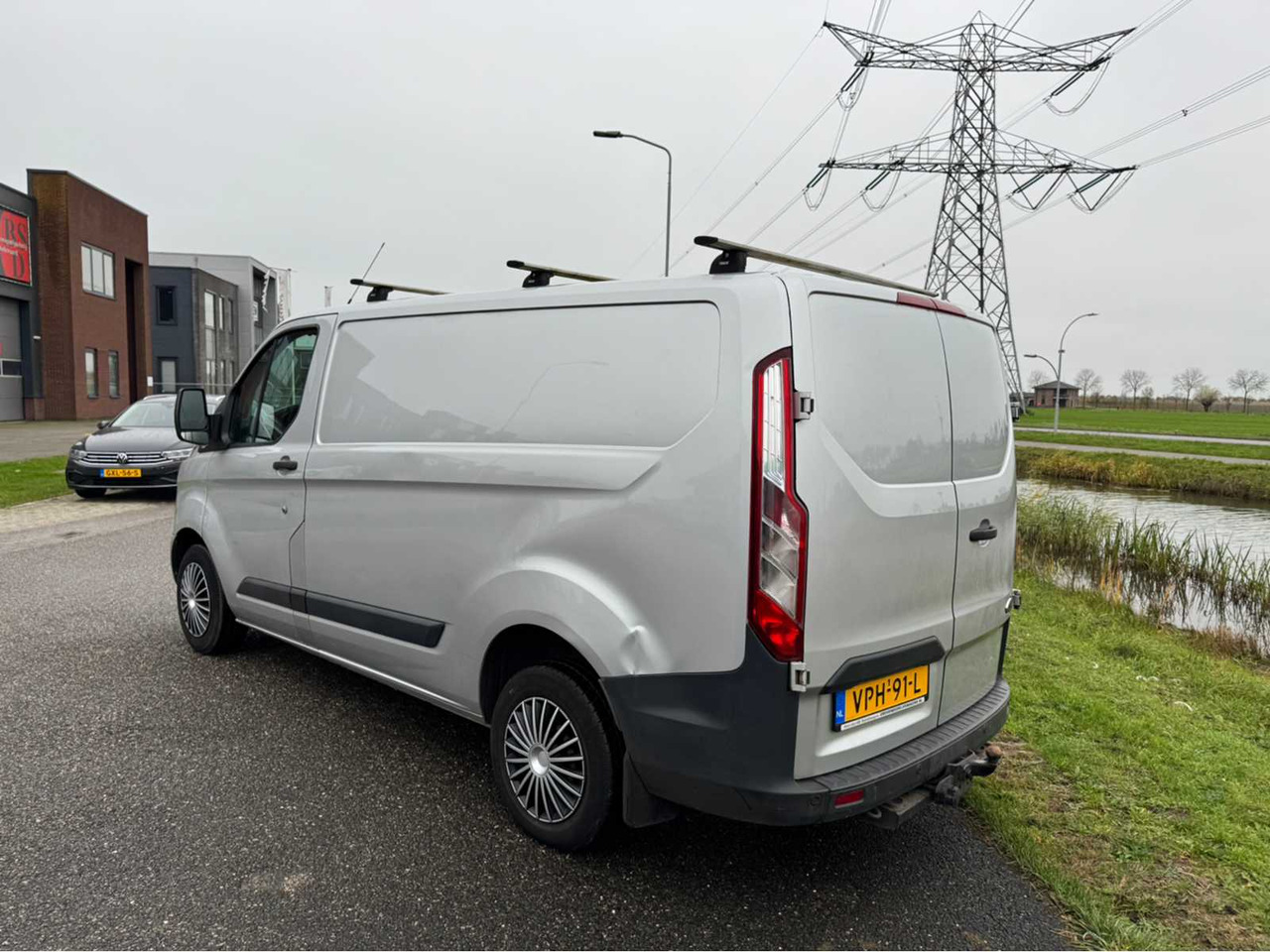 Véhicule utilitaire FORD - TRANSIT CUSTOM - 2.0 TDCI TRENDLINE AUTOMATIC - COMMERCIAL VEHICLE: photos 7 Véhicule utilitaire FORD - TRANSIT CUSTOM - 2.0 TDCI TRENDLINE AUTOMATIC - COMMERCIAL VEHICLE: photos 7
