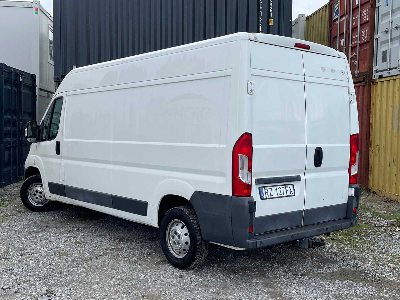 PEUGEOT - BOXER - LIGHT COMMERCIAL VAN - Véhicule utilitaire: photos 4 PEUGEOT - BOXER - LIGHT COMMERCIAL VAN - Véhicule utilitaire: photos 4