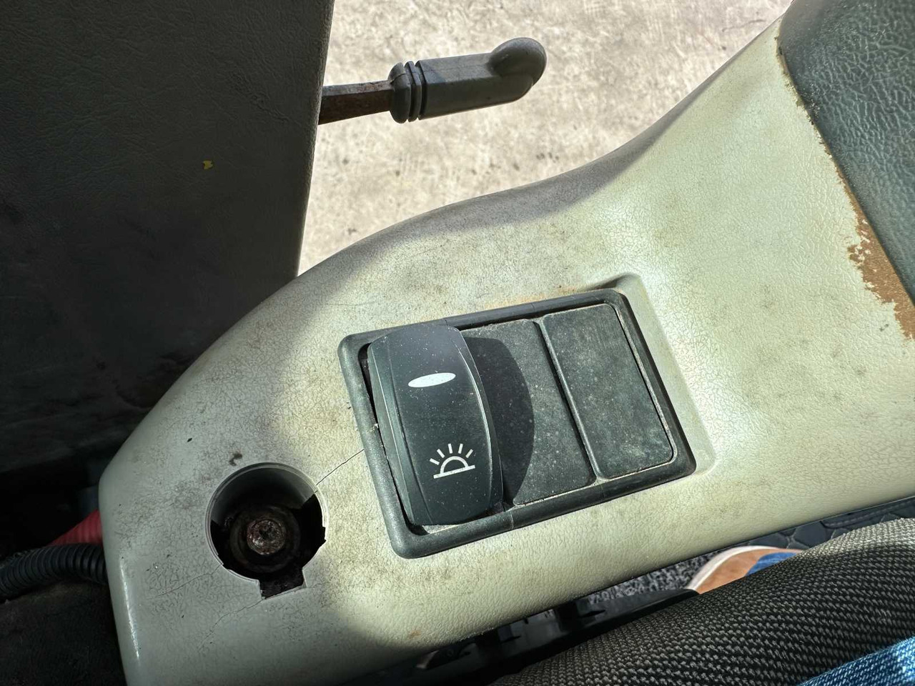 Pelle sur chenille Volvo EC60C: photos 42