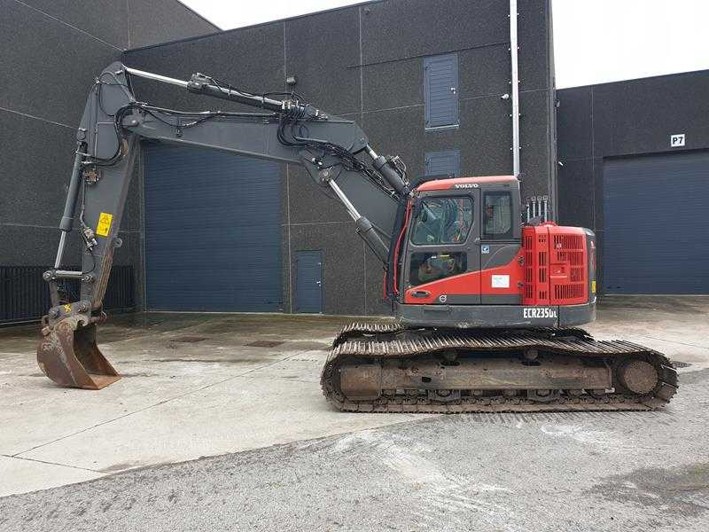 Volvo ECR 235 DL - Pelle sur chenille: photos 1 Volvo ECR 235 DL - Pelle sur chenille: photos 1