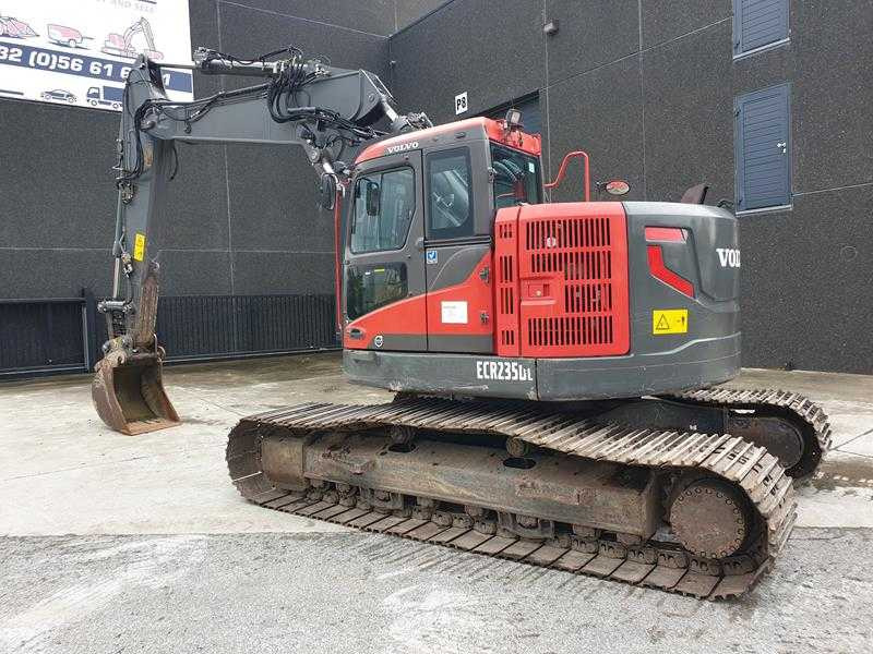 Volvo ECR 235 DL - Pelle sur chenille: photos 3 Volvo ECR 235 DL - Pelle sur chenille: photos 3