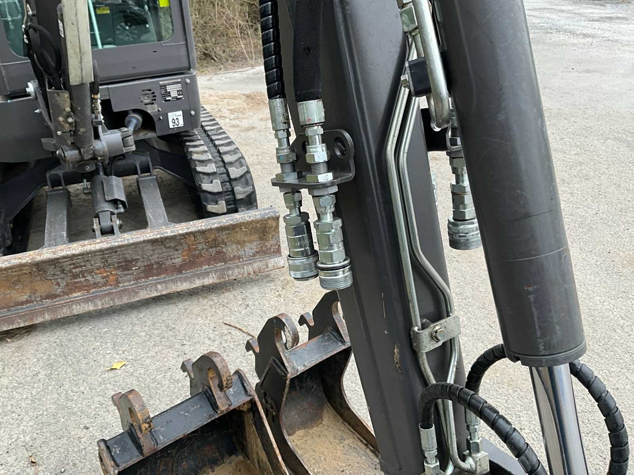 Mini pelle Volvo ECR25D: photos 18
