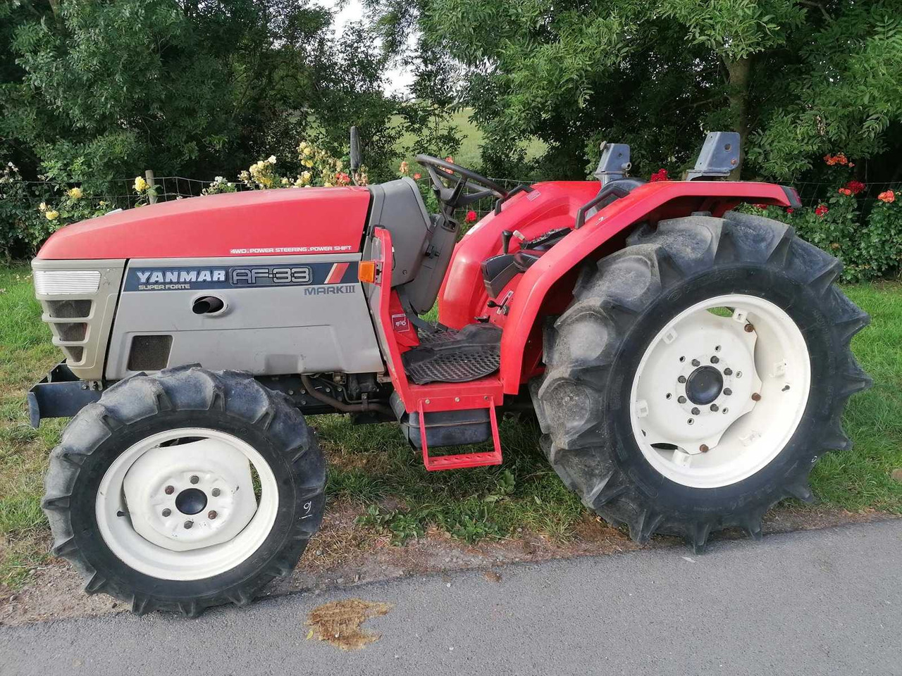 Yanmar AF-33 - Micro tracteur: photos 1 Yanmar AF-33 - Micro tracteur: photos 1